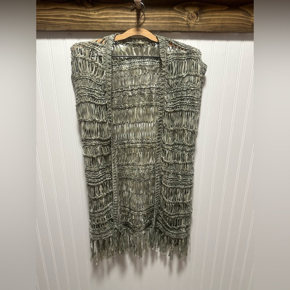 Women's crochet macrame open Knit long fringe Vest no tags see pics boho